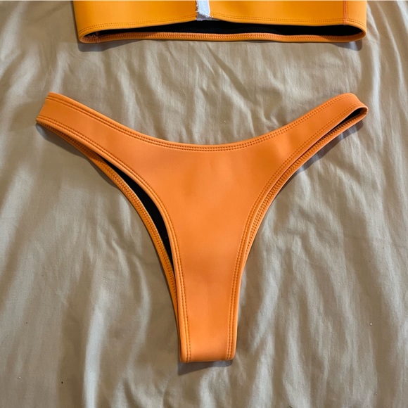 Hoaka orange neoprene cheeky bikini bottom M - Picture 4 of 5